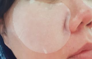 리더스코스메틱 리더스 카밍 바이오틱스 퀵 수딩 패드 — 5점을 준 리뷰어가 2022년 4월 올린 사용 사진