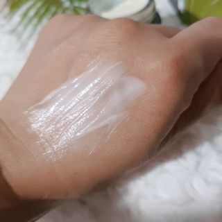 김정문알로에 큐어 큐어 인텐시브 알로에 배리어 릴리프 크림 — 5점을 준 리뷰어가 2021년 2월 올린 사용 사진