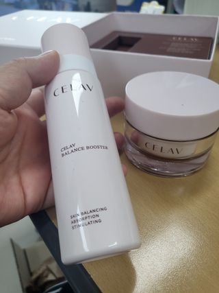 프리마인 바르기만 하면 철벽 스킨케어+24시간 마스크팩 효과. 셀라브 리제너레이팅 시스템 부스터+크림 세트 — 5점을 준 리뷰어가 2023년 5월 올린 사용 사진
