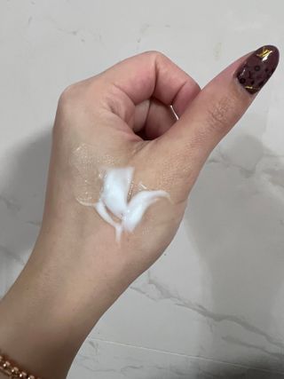 조아산코스메틱 승비 에센스 프리아포 오리엔탈 허브 크림 + 승비 에센스 프리아포 오리엔탈 허브 스킨 SET — 5점을 준 리뷰어가 2021년 11월 올린 사용 사진