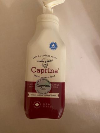카프리나 프레쉬 산양밀크 모이스춰라이징 바디로션 350ml(오리지널향) — 3.5점을 준 리뷰어가 2022년 12월 올린 사용 사진