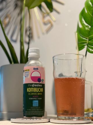 더그레잇티 콤부차 [매일유업] 더그레잇티 44kcal 콤부차 300ml *12개입 (오리지널 6개+베리리치 6개) — 5점을 준 리뷰어가 2023년 7월 올린 사용 사진