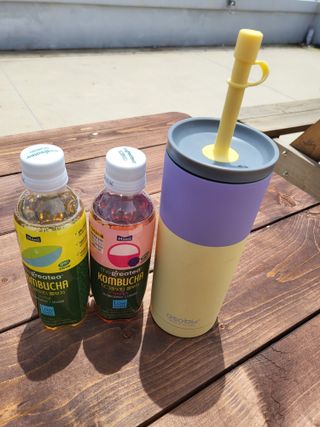 더그레잇티 콤부차 [매일유업] 더그레잇티 44kcal 콤부차 300ml *12개입 (오리지널 6개+베리리치 6개) — 4점을 준 리뷰어가 2023년 7월 올린 사용 사진