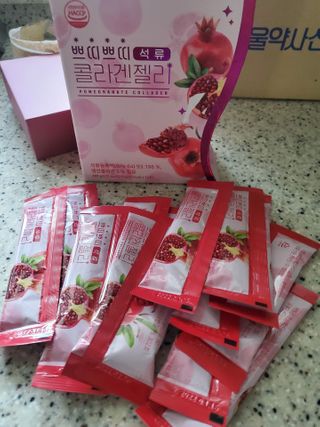 헬스업_쁘띠쁘띠석류콜라겐젤리_20g x 14포 — 5점을 준 리뷰어가 2021년 2월 올린 사용 사진