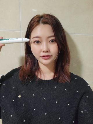 바이브랩 [탈모증상완화] 헤어라인 눈썹 두피앰플 — 5점을 준 리뷰어가 2022년 3월 올린 사용 사진