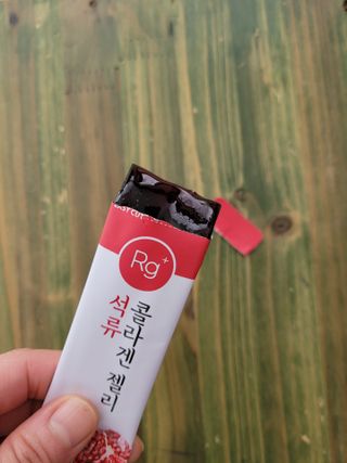 함초록 Rg+ 석류콜라겐젤리 — 3.5점을 준 리뷰어가 2021년 4월 올린 사용 사진