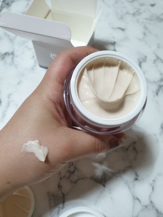 렉스리 크리에이티브 크림  Rexri Creative Cream — 5점을 준 리뷰어가 2022년 6월 올린 사용 사진