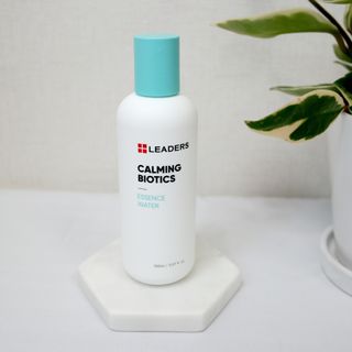 리더스코스메틱 리더스 카밍 바이오틱스 에센스 워터 — 5점을 준 리뷰어가 2021년 5월 올린 사용 사진