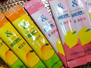 비타앤C 레몬맛, 망고맛 — 4점을 준 리뷰어가 2021년 7월 올린 사용 사진