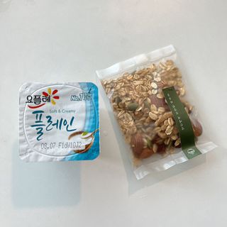 [그래한끼] 무설탕/저당 시리얼타입 수제그래놀라 (40gX10개) — 5점을 준 리뷰어가 2022년 7월 올린 사용 사진