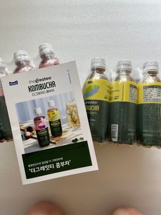 더그레잇티 콤부차 300ml *12개입 (오리지널 6개+베리리치 6개) — 5점을 준 리뷰어가 2022년 7월 올린 사용 사진