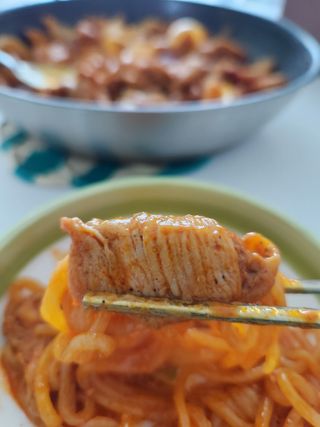 (주)마니커 마니커 닭고기 덧살구이 2종(올리브소금&핫칠리) [냉동 500g] — 5점을 준 리뷰어가 2022년 12월 올린 사용 사진