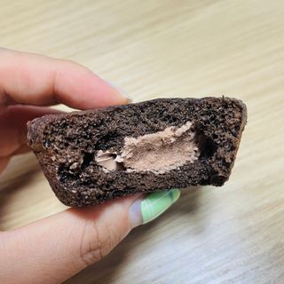 롯데제과 까망카스타드 더블초코 — 5점을 준 리뷰어가 2021년 5월 올린 사용 사진