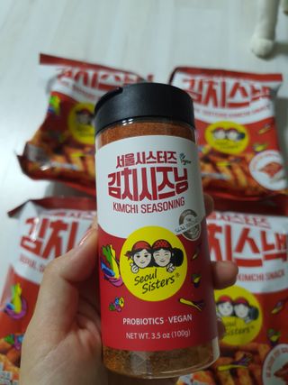 [서울시스터즈] 김치시즈닝 국내 최초 뿌려먹는 김치파우더 100g 1개+ 신제품 김치스낵 90g 2개 — 5점을 준 리뷰어가 2021년 8월 올린 사용 사진
