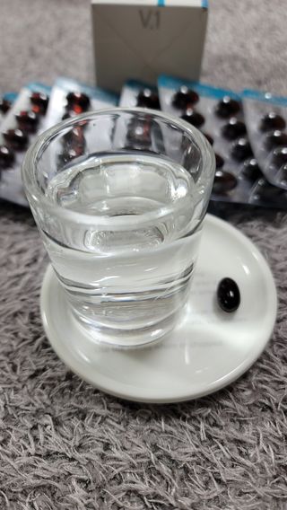 메디포스트 모비타 아쿠아셀 엔초비오메가3 60캡슐 — 5점을 준 리뷰어가 2022년 12월 올린 사용 사진