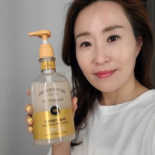 벨먼 내추럴스파 수분광채 스크럽 바디워시 600ml 5종 — 5점을 준 리뷰어가 2022년 5월 올린 사용 사진