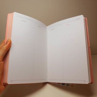 리훈 2022년 이야기 다이어리 그란데 1년형 — 5점을 준 리뷰어가 2021년 10월 올린 사용 사진