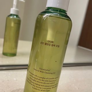 스킨큐어 산다화 순한 클렌징 동백 오일 200ml — 5점을 준 리뷰어가 2023년 4월 올린 사용 사진