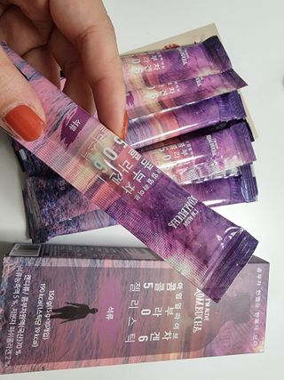 엘리샤코이 아임얼라이브 콤부차 콜라겐 506 스틱젤리 석류 — 5점을 준 리뷰어가 2021년 9월 올린 사용 사진