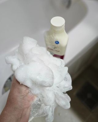 카프리나 프레쉬 산양밀크 어메이징 바디워시 500ml (오리지널향) — 5점을 준 리뷰어가 2023년 8월 올린 사용 사진