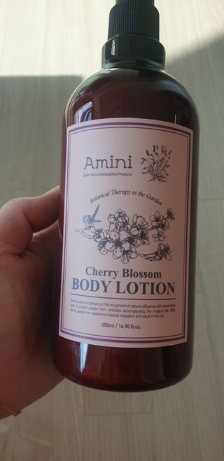 아미니 플라워테라피 바디로션  500ml 시리즈 — 4.5점을 준 리뷰어가 2021년 1월 올린 사용 사진