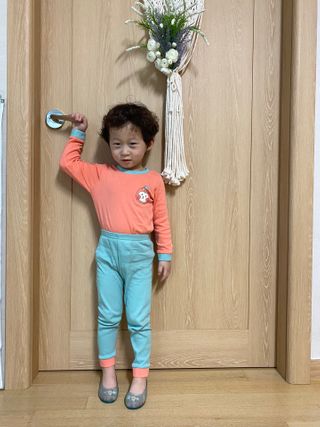 유비맘 캔디팡팡 내의/내복 상하 세트 — 4점을 준 리뷰어가 2021년 3월 올린 사용 사진