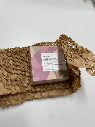 제주인디 제주 푸른바 폴리인디고 베이비 샴푸&워시 — 4점을 준 리뷰어가 2021년 12월 올린 사용 사진