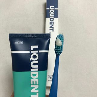 리퀴덴트 오랄케어 온가족용 리퀴덴트 더더 오랄케어 무불소 치약 + 임상시험완료 이중 미세 엠보싱 칫솔 올데이세트 — 5점을 준 리뷰어가 2020년 12월 올린 사용 사진