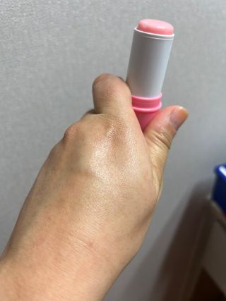 스킨큐어 산다화 카멜리아 안티 링클 멀티밤 — 4점을 준 리뷰어가 2023년 11월 올린 사용 사진