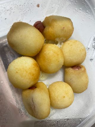 Dog&Ball 독앤볼 [Dog&Ball] 미니찹쌀볼도그 찹쌀치즈볼 — 5점을 준 리뷰어가 2021년 9월 올린 사용 사진