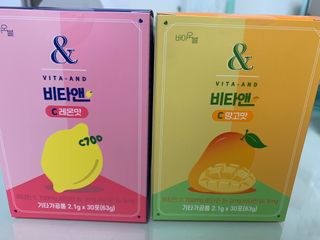 비타앤C 레몬맛, 망고맛 — 5점을 준 리뷰어가 2021년 6월 올린 사용 사진