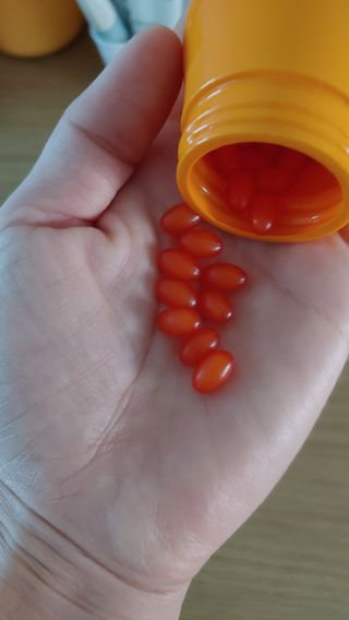 앙팡 츄어블 비타민D 1000 IU 130mg x 90정 — 5점을 준 리뷰어가 2022년 10월 올린 사용 사진