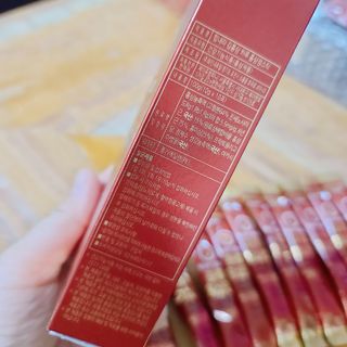 힘내라김홍삼 하루홍삼정스틱 10g x 10포 — 5점을 준 리뷰어가 2021년 5월 올린 사용 사진