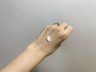 Dr.느루벗 느루벗 모이스쳐 24 크림 — 5점을 준 리뷰어가 2021년 2월 올린 사용 사진