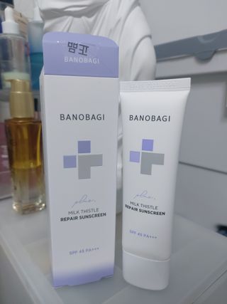 바노바기 코스메틱 바노바기 밀크씨슬 리페어 시카 선스크린 플러스 50ml — 5점을 준 리뷰어가 2023년 2월 올린 사용 사진