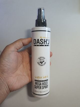 다슈코리아 다슈 포 맨 프리미엄 메가 홀드 슈퍼 스프레이 250ml — 5점을 준 리뷰어가 2021년 6월 올린 사용 사진