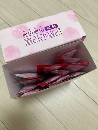 헬스업_쁘띠쁘띠석류콜라겐젤리_20g x 14포 — 5점을 준 리뷰어가 2021년 1월 올린 사용 사진