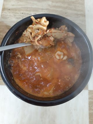 소담스퀘어 상암 궁중해물탕조씨집 백년가게 조씨집 팔뚝탕1인분550g — 3점을 준 리뷰어가 2022년 12월 올린 사용 사진