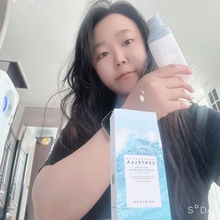 [스킨1004] 마다가스카르 센텔라 히알루-시카 워터핏 선세럼 50ml — 4점을 준 리뷰어가 2024년 5월 올린 사용 사진