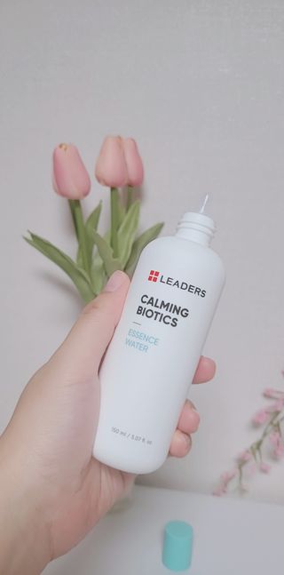 리더스코스메틱 리더스 카밍 바이오틱스 에센스 워터 — 5점을 준 리뷰어가 2021년 10월 올린 사용 사진