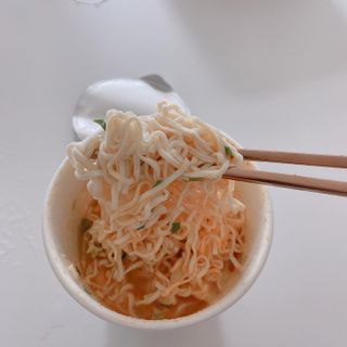 NISSIN 닛신 컵누들  4종 - 씨푸드오리지날, 씨푸드 스파이시, 씨푸드 커리, 씨푸드 XO소스 — 5점을 준 리뷰어가 2022년 5월 올린 사용 사진