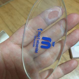 미라클풋 유리발각질제거기 물없이 쓱싹쓱싹 몇번만에 발각질 완벽제거 — 5점을 준 리뷰어가 2021년 9월 올린 사용 사진