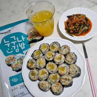 해풀잎 누구나 김밥*1ea [(혼합야채 35g *1ea,  김밥김 (5g, 5ea),  양념간장 (6g, 5ea), 참기름(5g, 2ea)] — 5점을 준 리뷰어가 2022년 10월 올린 사용 사진