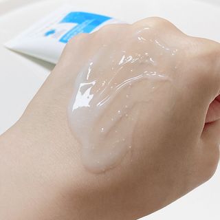 랑벨 수퍼내츄럴 아쿠아 수딩 크림 100ml — 5점을 준 리뷰어가 2022년 5월 올린 사용 사진