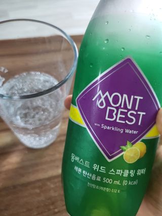 몽베스트 Montbest with Sparkling water Lemon OR Lime 20병(랜덤) — 5점을 준 리뷰어가 2022년 6월 올린 사용 사진
