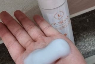 MF프리 [닥터문] 유산균 락토케어 질경초 여성청결제 200ml (폼타입) — 4점을 준 리뷰어가 2022년 9월 올린 사용 사진