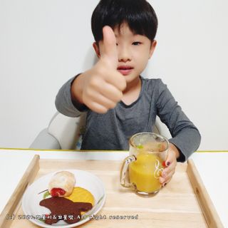 BLENDY'S 핑크 스무디+블론디 스무디 — 5점을 준 리뷰어가 2021년 10월 올린 사용 사진