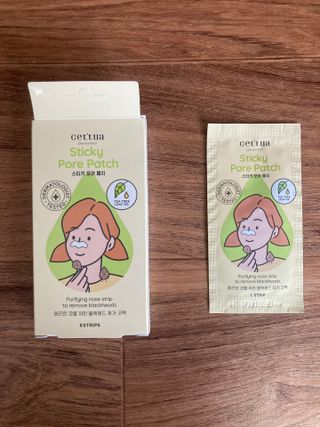 세뚜아(Cettua) 세뚜아 스티키 포어 패치 Cettua Sticky Pore Patch — 4.5점을 준 리뷰어가 2023년 7월 올린 사용 사진