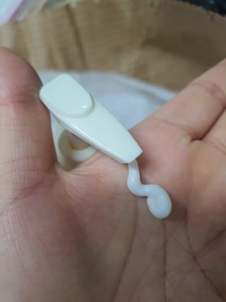 카프리나 프레쉬 산양밀크 모이스춰라이징 바디로션 350ml(오키드향) — 5점을 준 리뷰어가 2023년 3월 올린 사용 사진