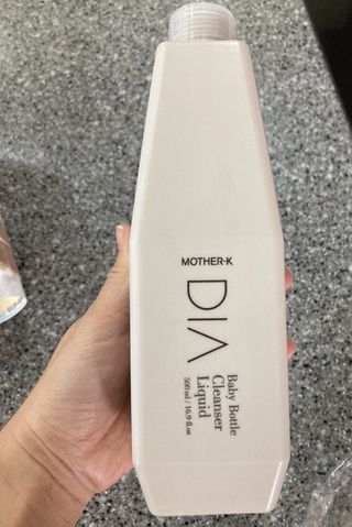 마더케이 디아 프리미엄 젖병세정제 500ml 액상형/무향 — 5점을 준 리뷰어가 2021년 12월 올린 사용 사진
